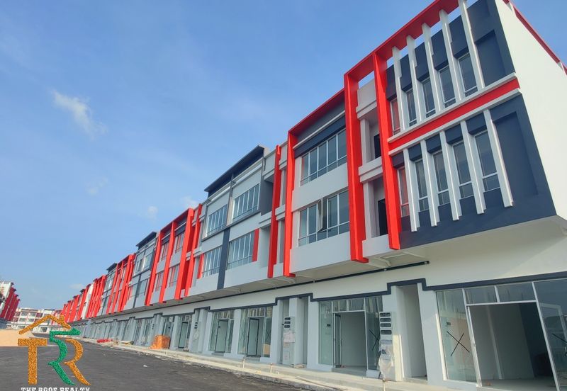 3 Storey Shop Office(Ground Floor) Opposite Bank of China Muar For Rent, Jalan Bakri