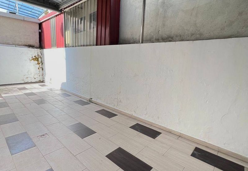 Prime Location Double Storey Semi-D Sungai Abong For Sale