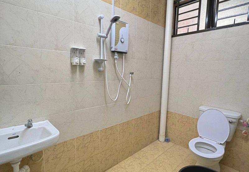 Prime Location Double Storey Semi-D Sungai Abong For Sale