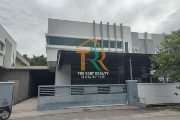 Semi-D Factory Taman Perindustrian Bukit Pasir Muar For Sale