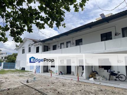 2 Rooms Selayang Baru Cluster House 700sf, Selangor, Selayang