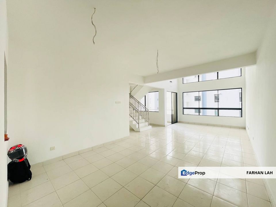 Laman Tasik Condominium Bandar Sri Permaisuri FLEXIBLE DEPOSIT 🔥 DUPLEX, Kuala Lumpur, 