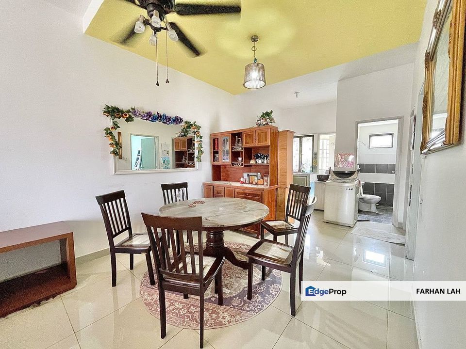 Villa Kesuma Bandar Tasik Kesuma Semenyih Upper Unit BOOKING 1K 🔥 NEGO, Selangor, Semenyih