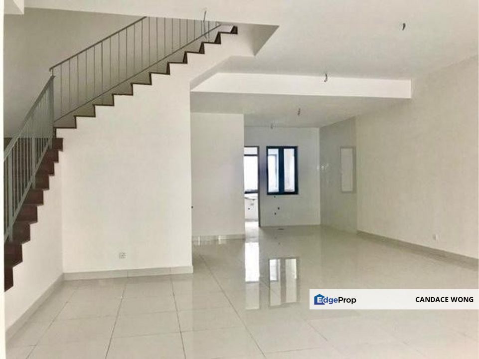 Pearl Residences (Taman Saujana Mutiara) Kajang - Unique 3-Storey with Courtyards & Rooftop Chill Space , Selangor, Cheras South