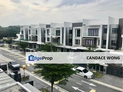 Pearl Residences (Taman Saujana Mutiara) Kajang - Unique 3-Storey with Courtyards & Rooftop Chill Space , Selangor, Cheras South
