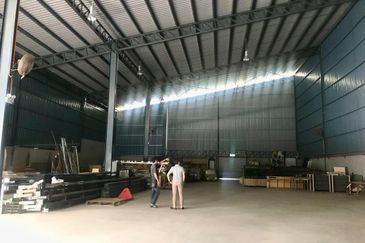 Detached Factory @ Semenyih - 200A In Use & 400A Approved for Expansion