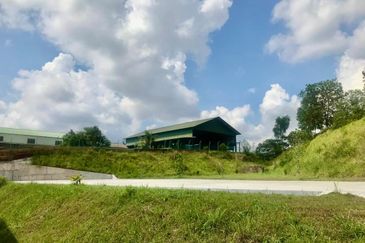 Detached Factory @ Semenyih - 200A In Use & 400A Approved for Expansion