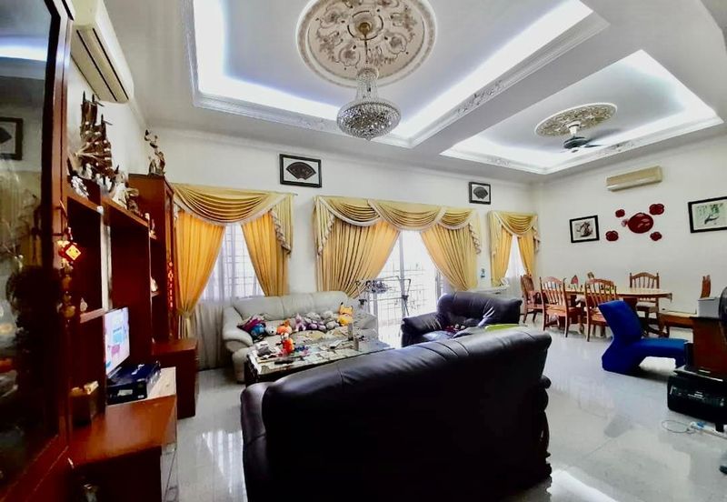 Jalan Puncak Perdana 