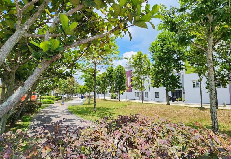 Semanja Park Terraces