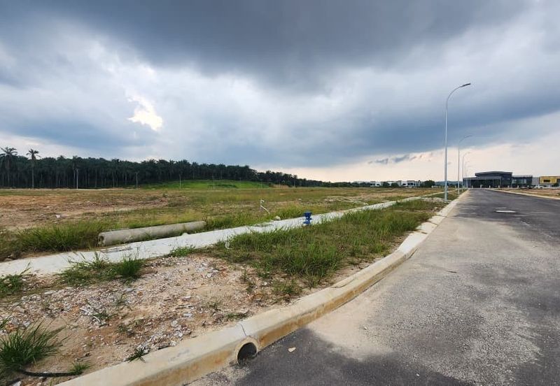 Puncak Alam Industrial Corner Lot - 9.3 Acres - Infra Ready