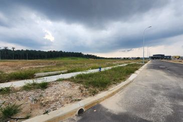 Puncak Alam Industrial Corner Lot - 9.3 Acres - Infra Ready
