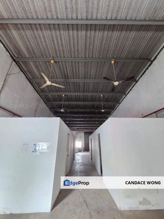 Nilai 3, Arab Malaysia Industrial Park | Ready-To-Operate Factory - Partitioned & 3-Phase Power, Negeri Sembilan, Nilai