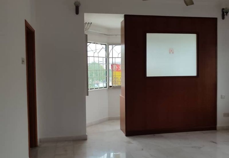 Taman Anggerik Villa