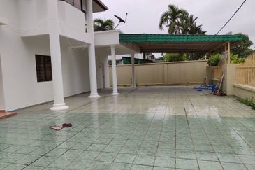 Taman Anggerik Villa