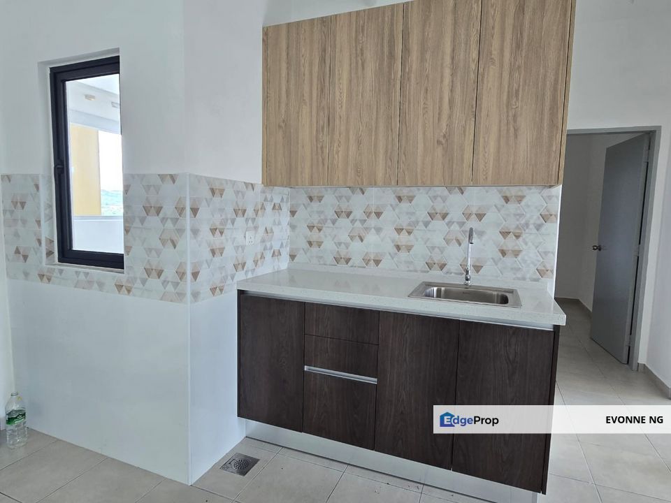 JRK Senesta Semenyih Freehold Condo 1k deposit Free SPA Legal fees, Selangor, Semenyih