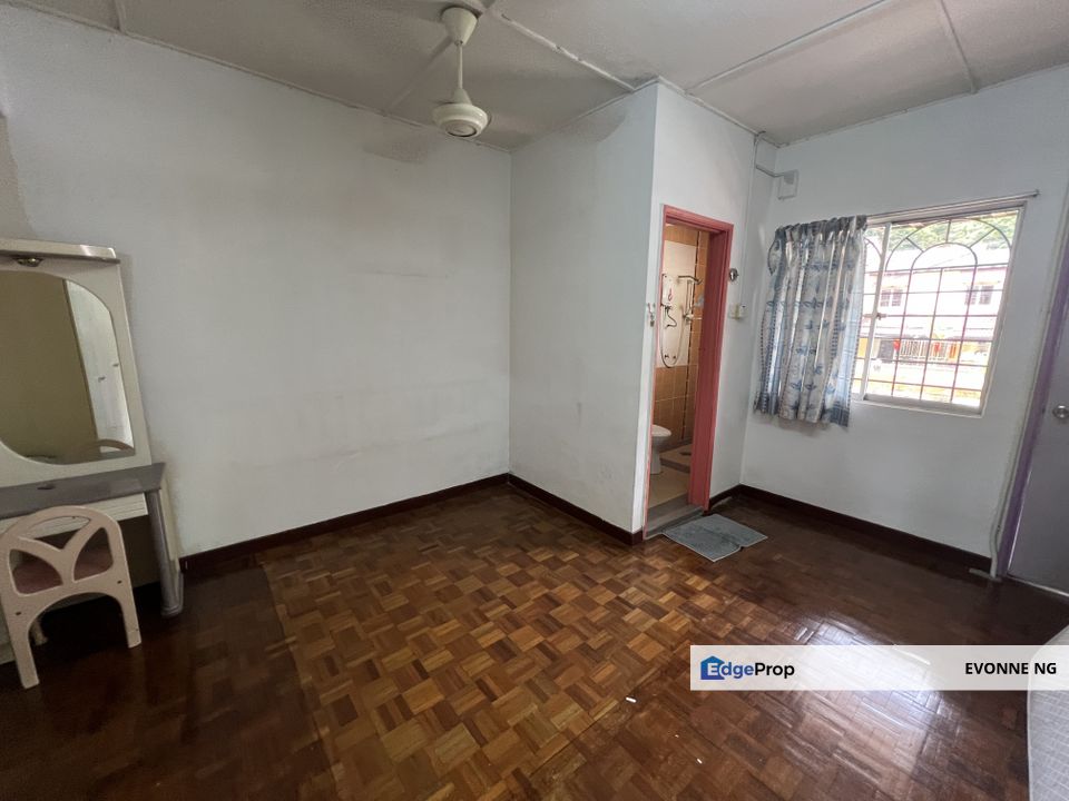 Taman Bukit Kajang Baru Kajang Freehold 22 x 70 double storey house , Selangor, Kajang
