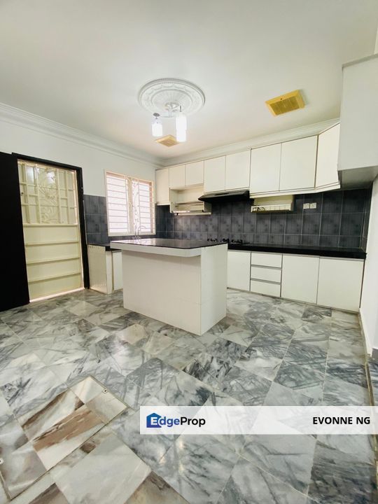Sungai Chua Taman Pasir Mas Freehold Reno 22 x 70 Double Storey House, Selangor, Kajang