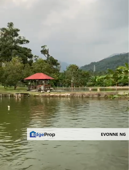 Broga Semenyih 4.7 acres Freehold Agriculture Land Mature Durian Tree Fish Pond  , Selangor, Semenyih