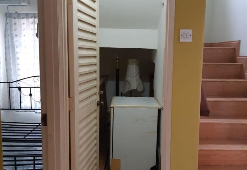 Taman Tasik Semenyih (Lake Residence)