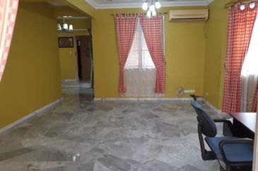 Taman Tasik Semenyih (Lake Residence)