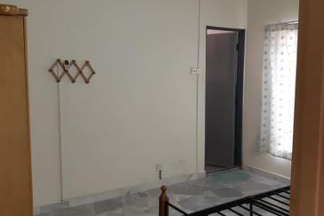 Taman Tasik Semenyih (Lake Residence)