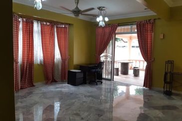 Taman Tasik Semenyih (Lake Residence)