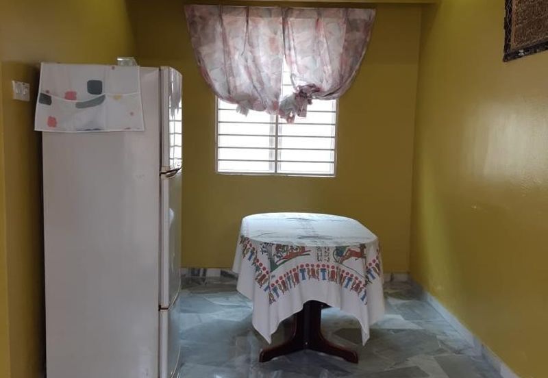 Taman Tasik Semenyih (Lake Residence)