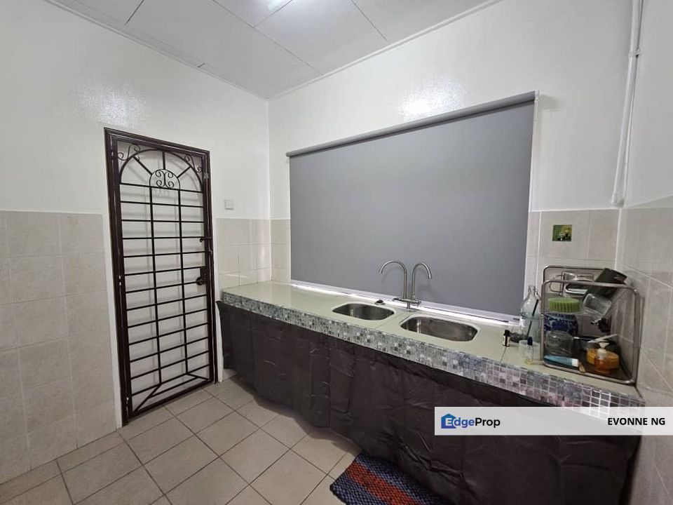 Cheras Balakong Freehold Double Storey House   , Selangor, Balakong