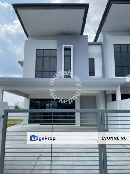Kajang East Semenyih Freehold Gated Guarded 22 x 75 Double Storey House , Selangor, Semenyih