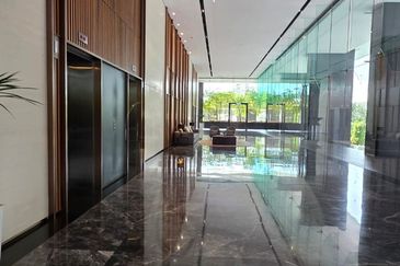 Aria Luxury Residence