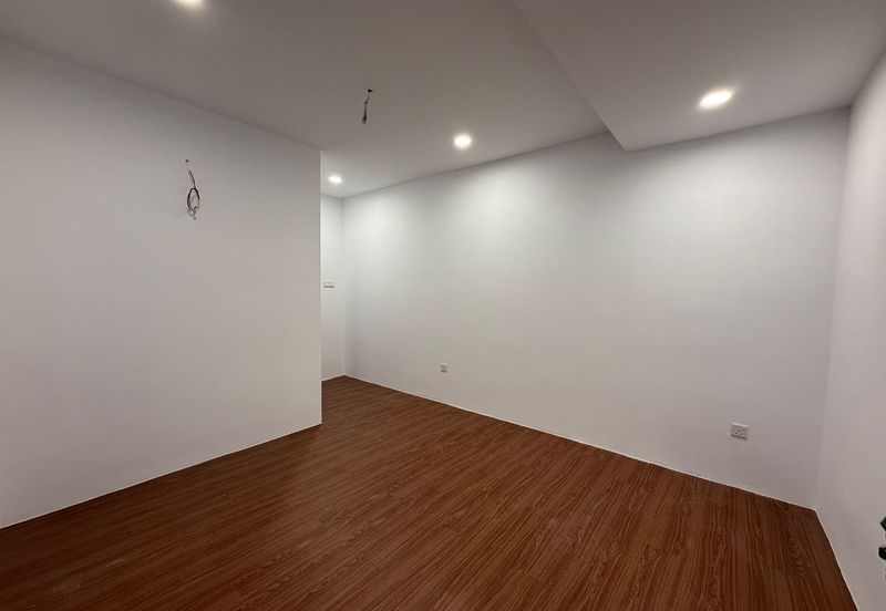 Kajang Taman Jasmine Freehold Reno Double Storey House 