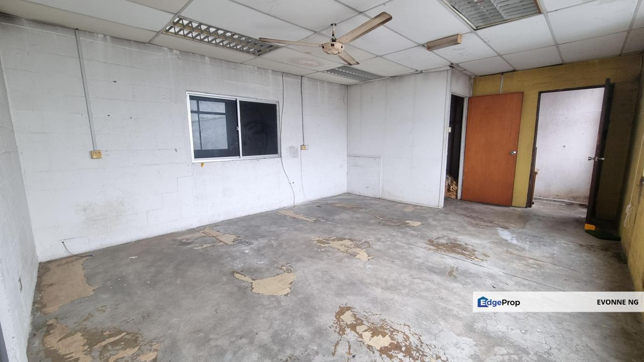 Kajang Utama 1.5 Storey Freehold Terrace Factory   , Selangor, Kajang