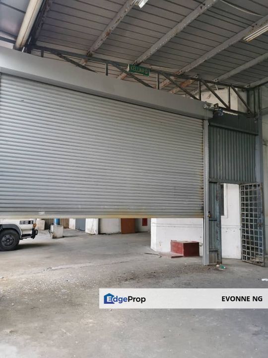 Semenyih Sungai Lalang 1.5 Storey Semi D Factory     , Selangor, Semenyih