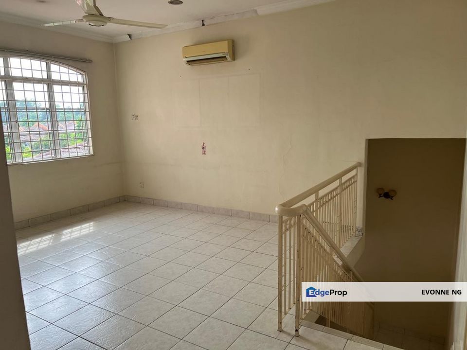 Kajang Taman Bukit Mewah Freehold Gated Guarded Double Storey SemiD, Selangor, Kajang