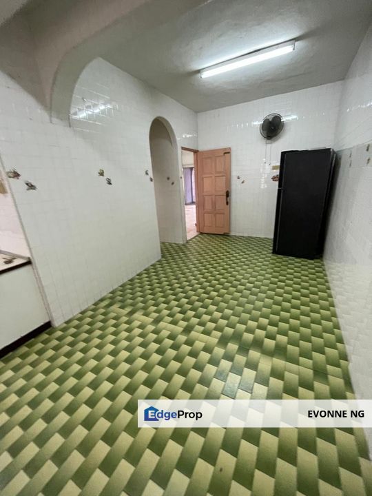 Kajang Taman Sri Jelok 22 x 70 Double Storey House , Selangor, Kajang