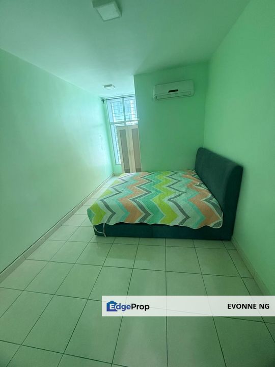 Bangi Taman Bangi Avenue Freehold Reno 7 rooms Three Storey House , Selangor, Bangi
