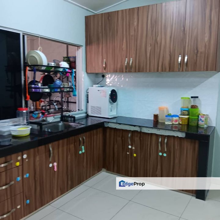 Taman Sungai Jelok Kajang Freehold Reno 20 x 70 For Sale, Selangor, Kajang