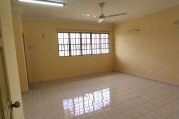 Taman Tanming Emas Sungai Chua Kajang Double Storey House For sale   