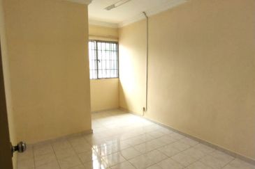 Taman Tanming Emas Sungai Chua Kajang Double Storey House For sale   