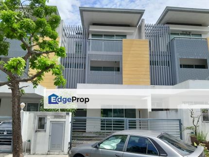 Nadayu 92 kajang Double Storey Terrace Corner House  For Sale, Selangor, Semenyih
