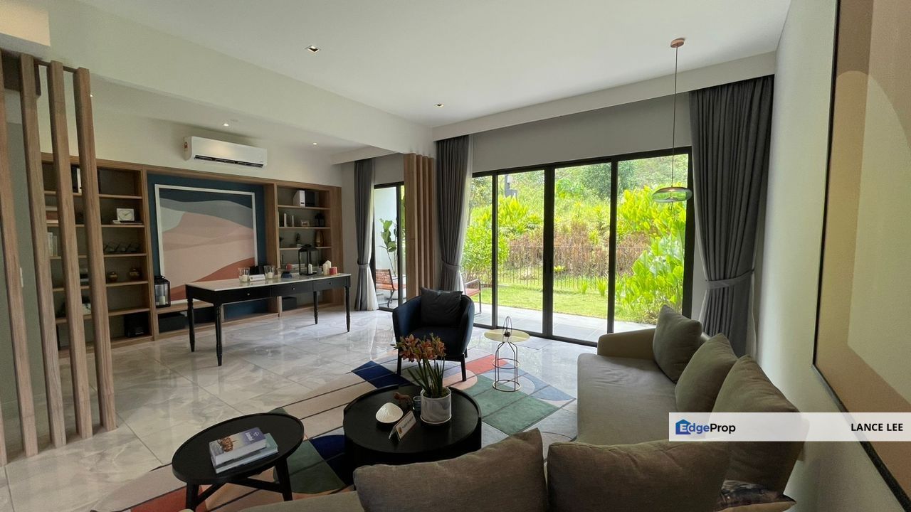 New Project 3 Storey Strata Landed House, Freehold Complete 2025 for ...