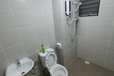 Karisma Apartment @ Eco Majestic