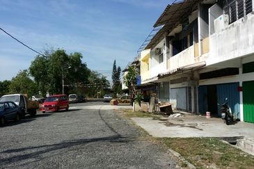 Taman Hiew Piow Shop For Rent