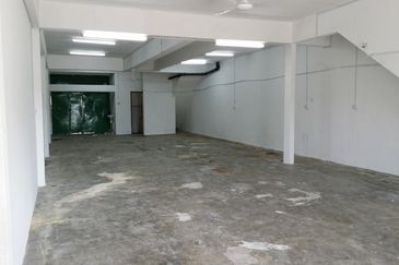 Taman Hiew Piow Shop For Rent