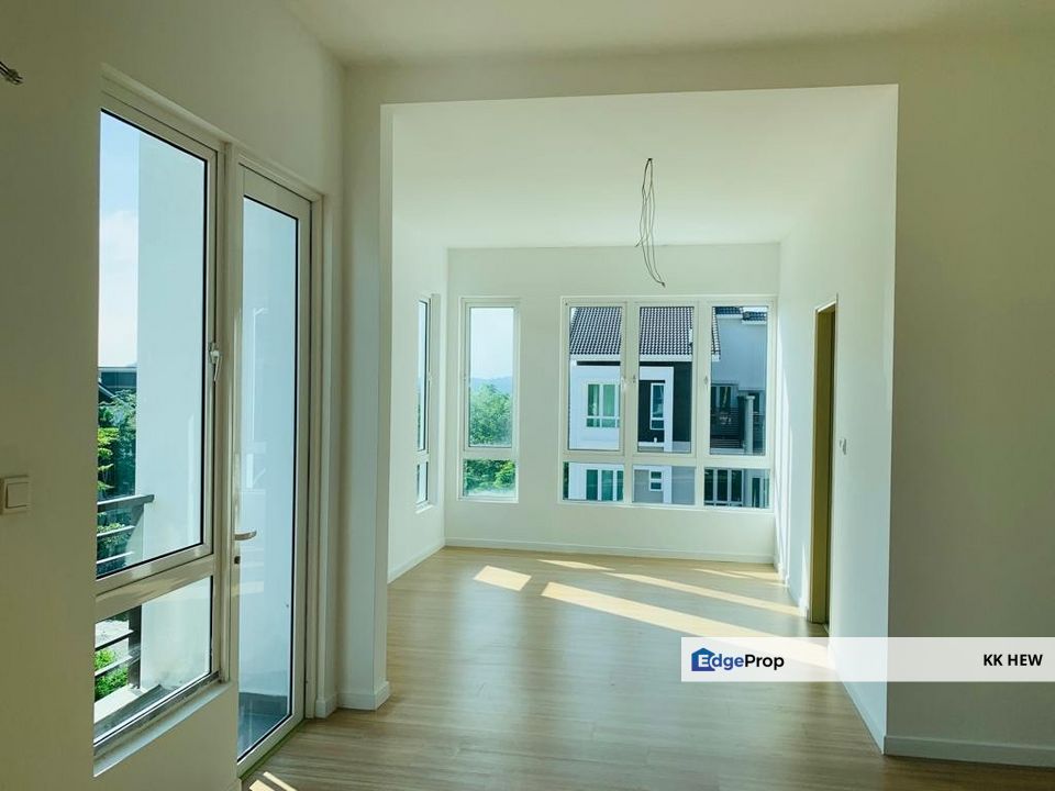 Tiara South, Semenyih, Selangor 3 Storey Semi D For Sale, Selangor, Semenyih