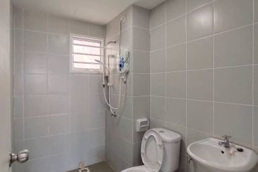 Karisma Apartment @ Eco Majestic