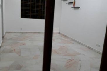 Bandar Sungai Long, Selangor 2 Storey Terrace House For Rent 