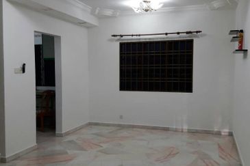 Bandar Sungai Long, Selangor 2 Storey Terrace House For Rent 