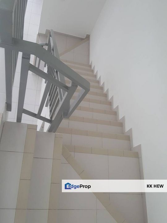 SETIA ECOHILL, SEMENYIH, SELANGOR 2 STOREY TERRACE HOUSE FOR RENT RM 1,200, Selangor, Semenyih