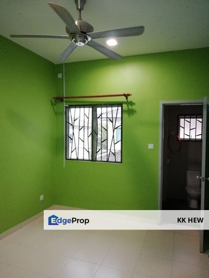 TAMAN SEMENYIH MEWAH, SEMENYIH, SELANGOR 2 STOREY TERRACE HOUSE FOR SALE (RENOVATED), Selangor, Semenyih